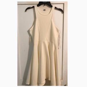 White Sleeveless Dress